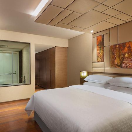 Sheraton Grand Bengaluru Whitefield Hotel & Convention Center Ngoại thất bức ảnh