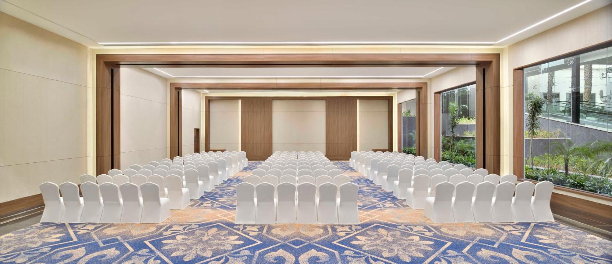 Sheraton Grand Bengaluru Whitefield Hotel & Convention Center Ngoại thất bức ảnh