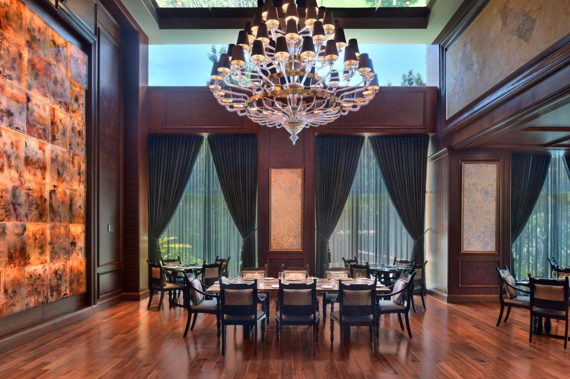 Sheraton Grand Bengaluru Whitefield Hotel & Convention Center Ngoại thất bức ảnh