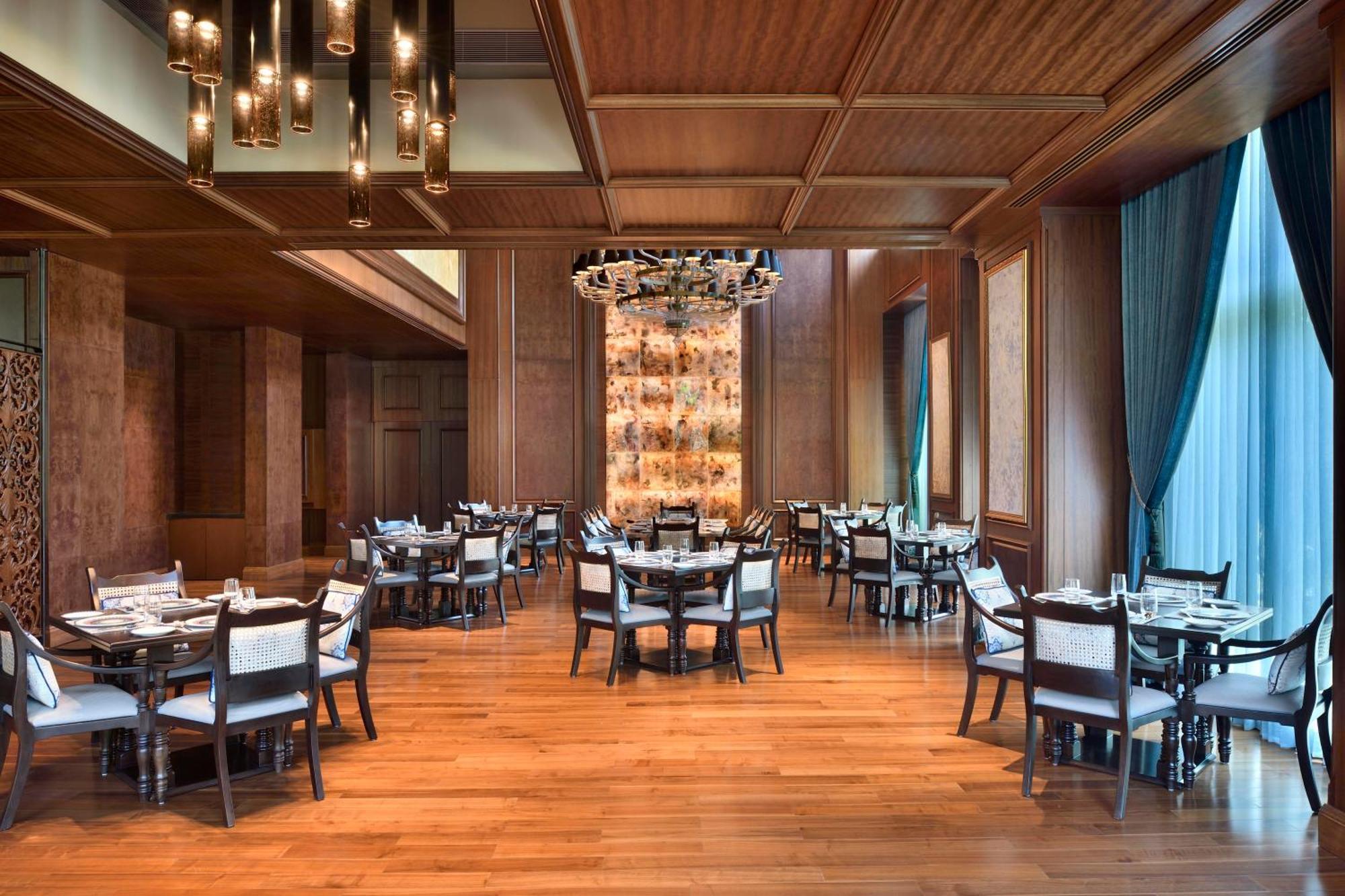 Sheraton Grand Bengaluru Whitefield Hotel & Convention Center Ngoại thất bức ảnh