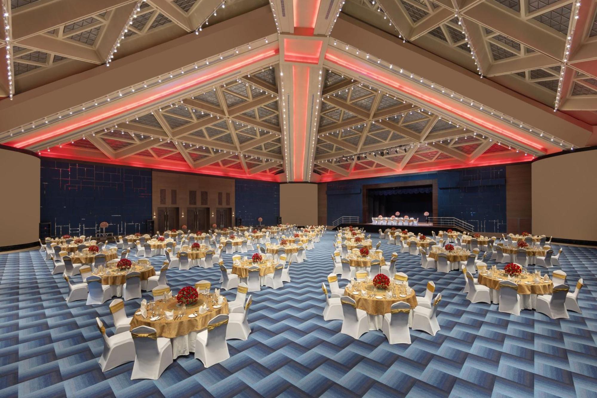 Sheraton Grand Bengaluru Whitefield Hotel & Convention Center Ngoại thất bức ảnh
