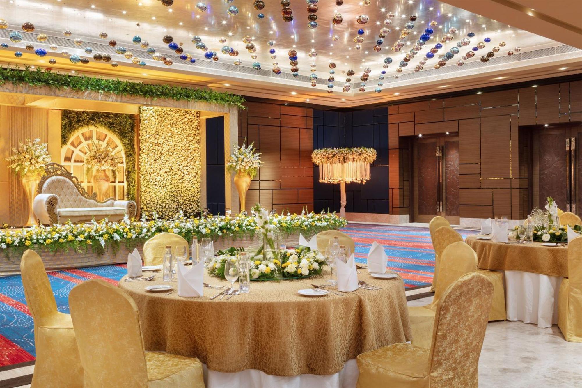 Sheraton Grand Bengaluru Whitefield Hotel & Convention Center Ngoại thất bức ảnh