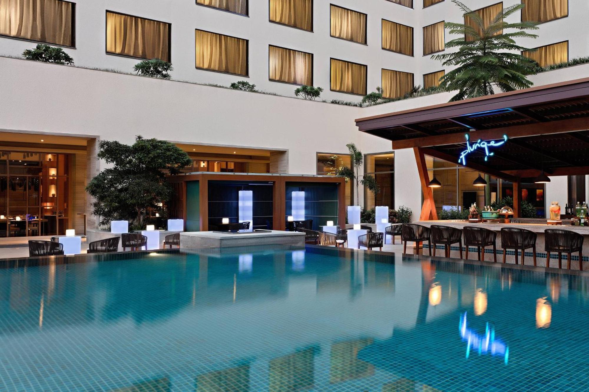 Sheraton Grand Bengaluru Whitefield Hotel & Convention Center Ngoại thất bức ảnh