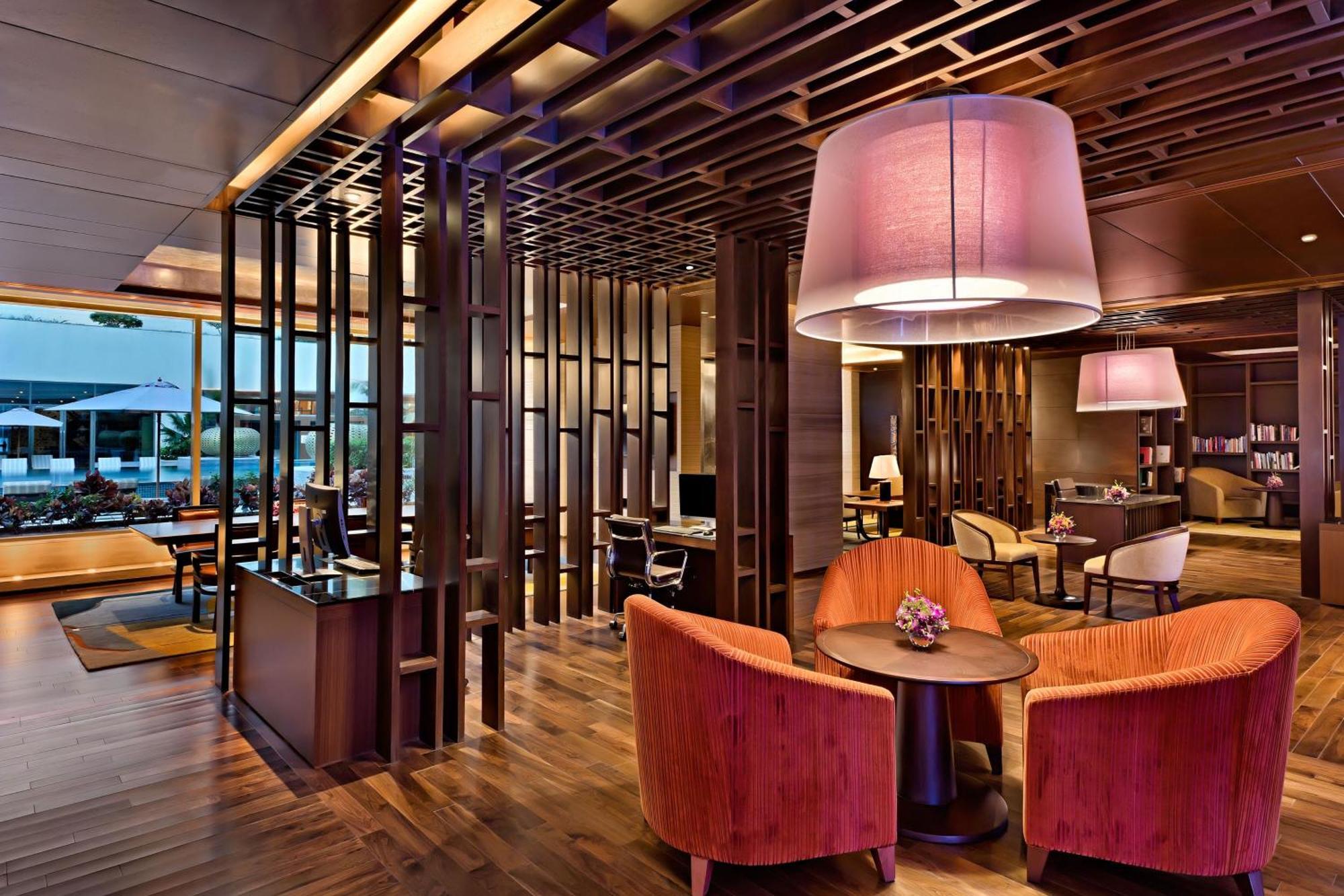 Sheraton Grand Bengaluru Whitefield Hotel & Convention Center Ngoại thất bức ảnh