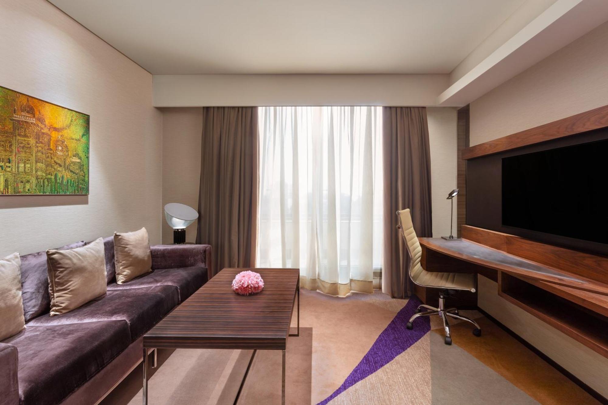 Sheraton Grand Bengaluru Whitefield Hotel & Convention Center Ngoại thất bức ảnh